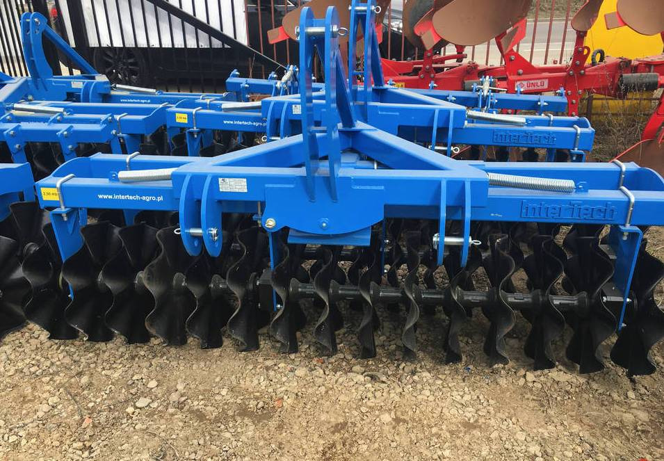 Inter-Tech front disc cultivator 2.5 m with flat bar drag BAP01 - ON STOCK - Cover crop: photos 1 Inter-Tech front disc cultivator 2.5 m with flat bar drag BAP01 - ON STOCK - Cover crop: photos 1