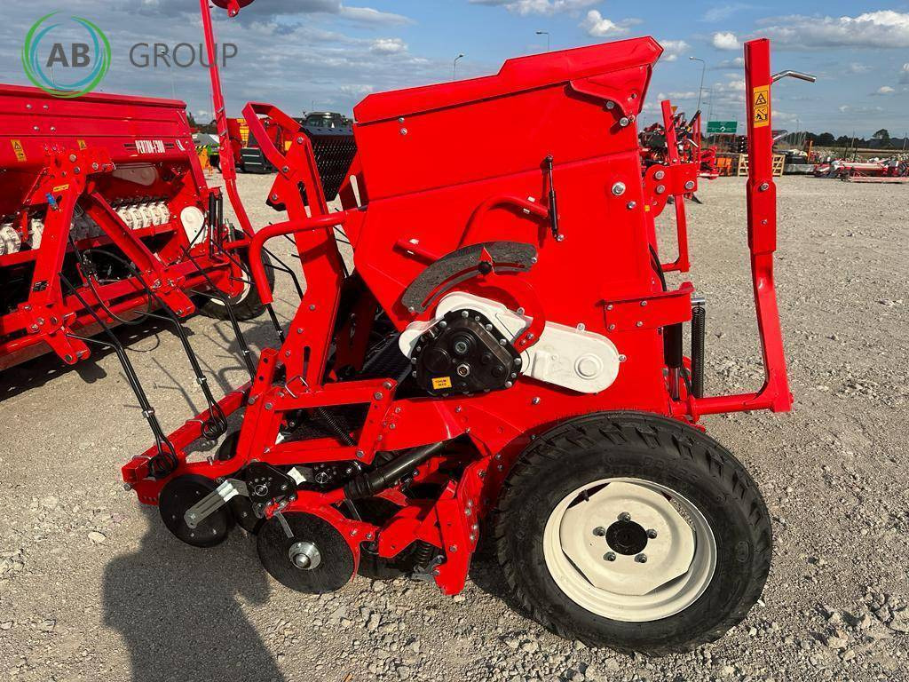 Ozdoken Pertum F 300 trailed mechanical grain seeder – single-disc coulter - Semoir: photos 3 Ozdoken Pertum F 300 trailed mechanical grain seeder – single-disc coulter - Semoir: photos 3