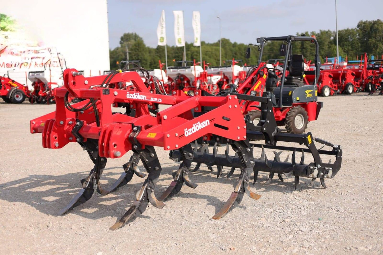 Ozdoken Subsoiler Plough Boltan 545 – 5 tines, demo version - Décompacteur: photos 3 Ozdoken Subsoiler Plough Boltan 545 – 5 tines, demo version - Décompacteur: photos 3