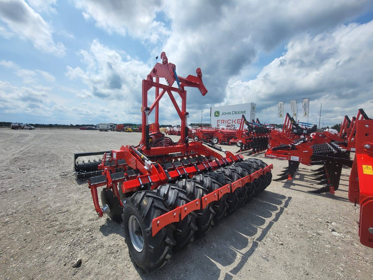 Ozdoken disc harrow Combidisc T300, 3 m - on stock - Cover crop: photos 2 Ozdoken disc harrow Combidisc T300, 3 m - on stock - Cover crop: photos 2