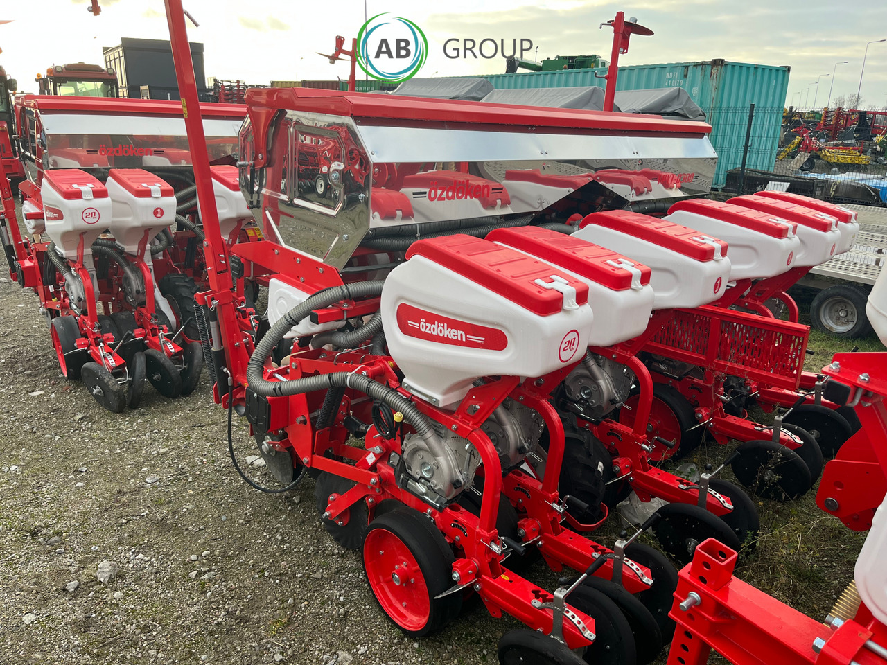 Siewnik do kukurydzy 6-rzędowy VPYT-D300 na ramie półteleskopowej z nawożeniem wgłębnym - Semoir monograine: photos 3 Siewnik do kukurydzy 6-rzędowy VPYT-D300 na ramie półteleskopowej z nawożeniem wgłębnym - Semoir monograine: photos 3