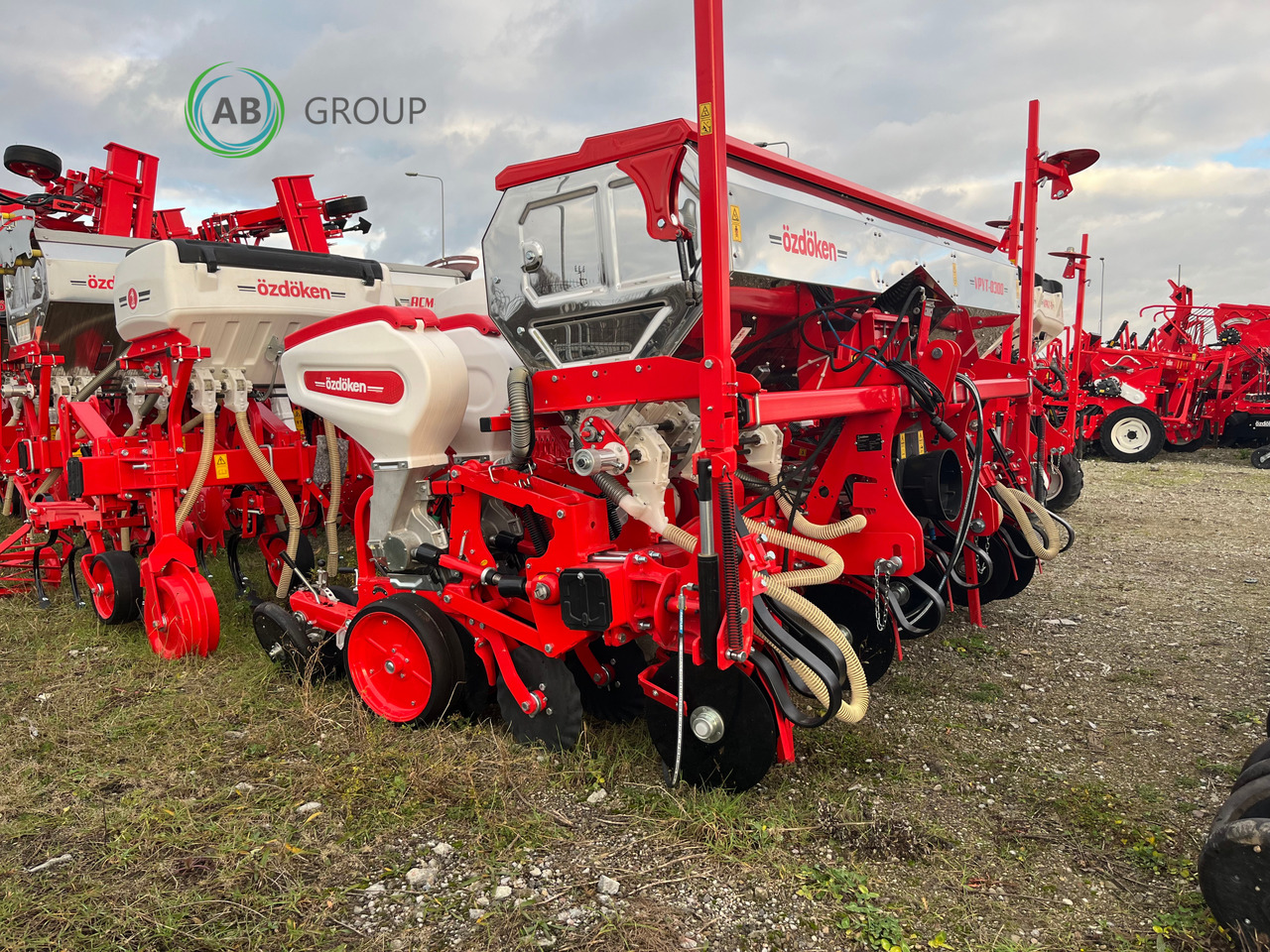 Siewnik do kukurydzy 6-rzędowy VPYT-D300 na ramie półteleskopowej z nawożeniem wgłębnym - Semoir monograine: photos 2 Siewnik do kukurydzy 6-rzędowy VPYT-D300 na ramie półteleskopowej z nawożeniem wgłębnym - Semoir monograine: photos 2