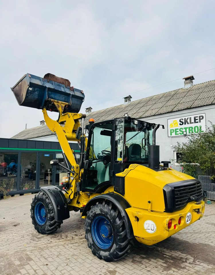 Caterpillar 908H - Chargeuse sur pneus: photos 3 Caterpillar 908H - Chargeuse sur pneus: photos 3