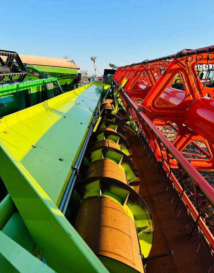 Moissonneuse-batteuse Claas Lexion 570C: photos 20 Moissonneuse-batteuse Claas Lexion 570C: photos 20