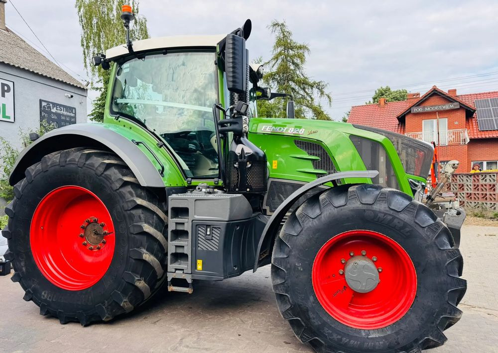 Fendt 828 Vario Profi Plus - Tracteur agricole: photos 5 Fendt 828 Vario Profi Plus - Tracteur agricole: photos 5