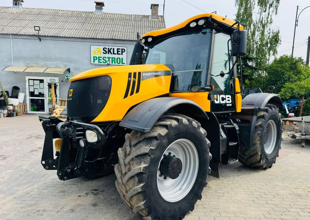 JCB FASTRAC 3230 - Tracteur agricole: photos 1 JCB FASTRAC 3230 - Tracteur agricole: photos 1