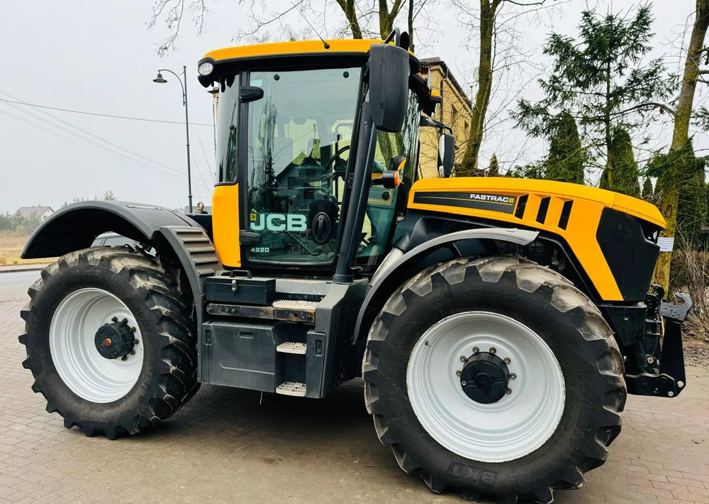 Tracteur agricole JCB FASTRAC 4220: photos 12