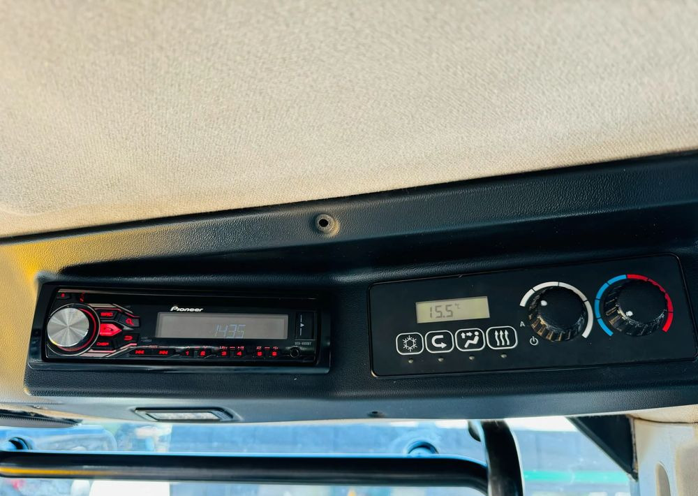 JCB Fastrac 4220 - crédit-bail JCB Fastrac 4220: photos 15