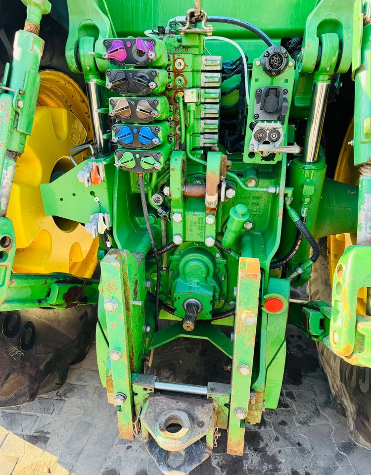 John Deere 8260R - crédit-bail John Deere 8260R: photos 8