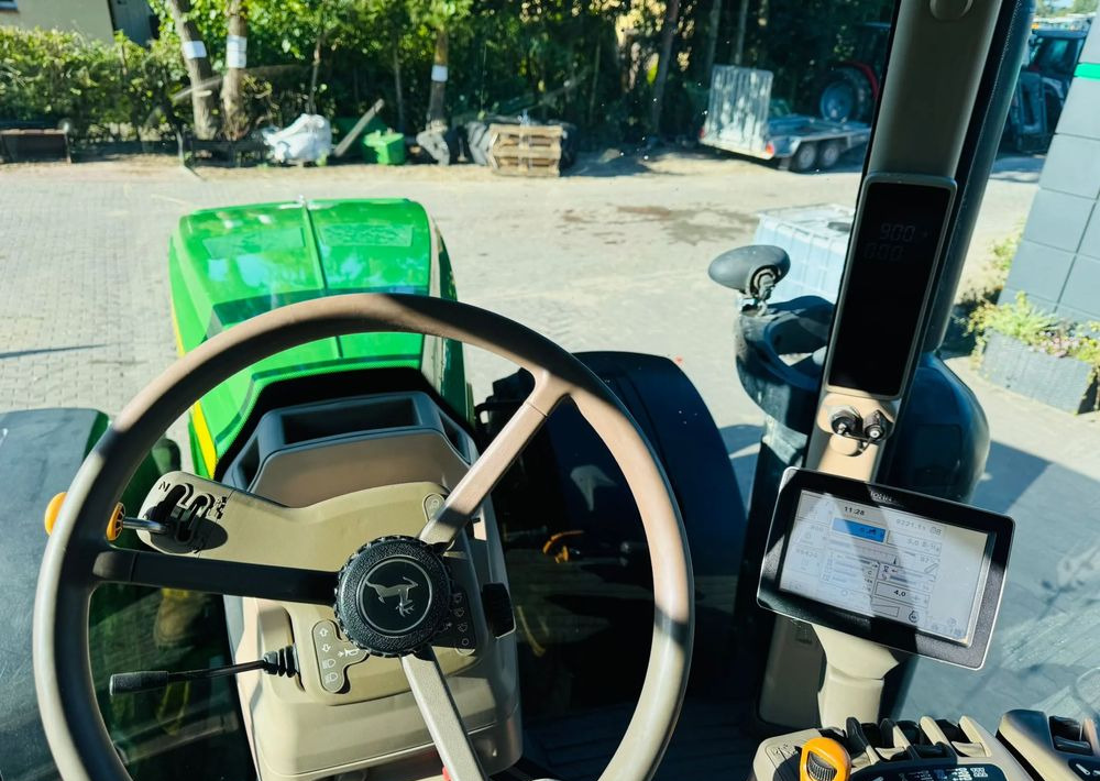 John Deere 8260R - crédit-bail John Deere 8260R: photos 13