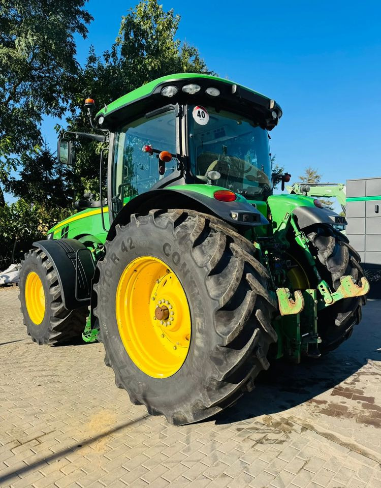 John Deere 8260R - crédit-bail John Deere 8260R: photos 6