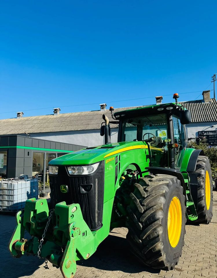 John Deere 8260R - Tracteur agricole: photos 4 John Deere 8260R - Tracteur agricole: photos 4