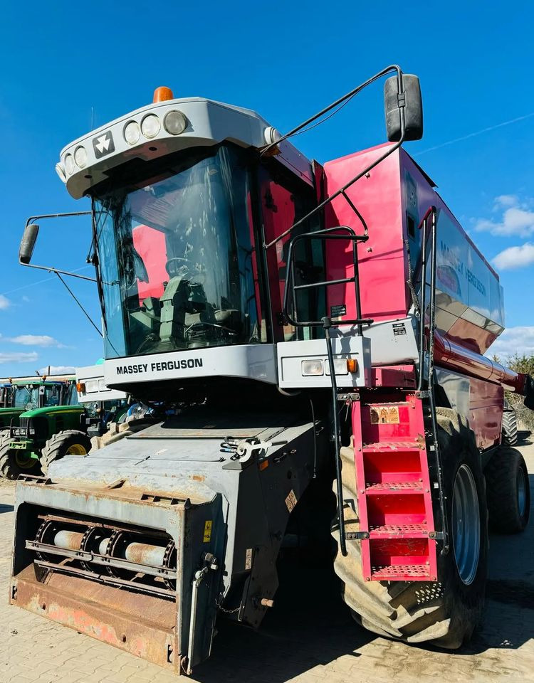 Massey Ferguson 7274 - Moissonneuse-batteuse: photos 2 Massey Ferguson 7274 - Moissonneuse-batteuse: photos 2