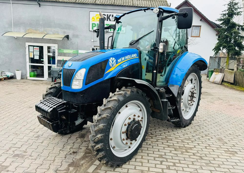 New Holland T5.115 - Tracteur agricole: photos 1 New Holland T5.115 - Tracteur agricole: photos 1