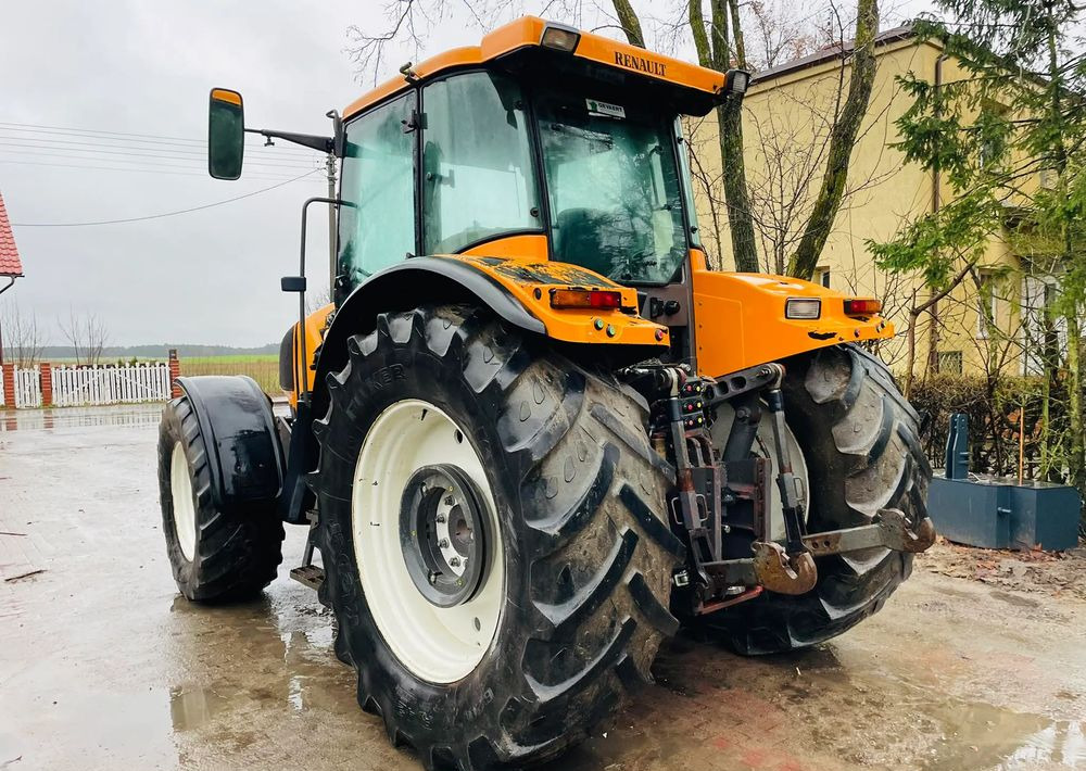 Renault Ares 826 RZ - Tracteur agricole: photos 4 Renault Ares 826 RZ - Tracteur agricole: photos 4