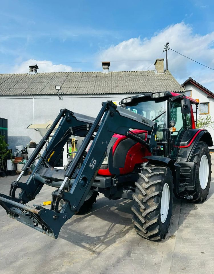 Tracteur agricole Valtra N101: photos 9
