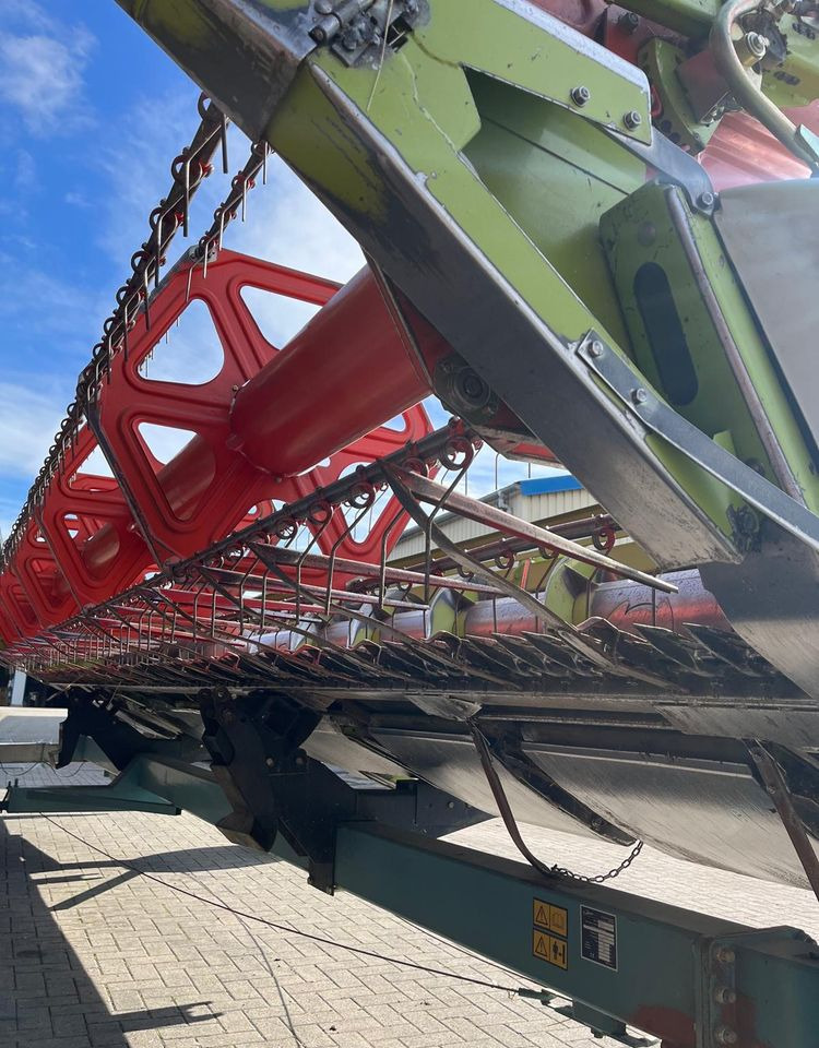 Claas Claas Vario 750 - Moissoneuse: photos 3 Claas Claas Vario 750 - Moissoneuse: photos 3