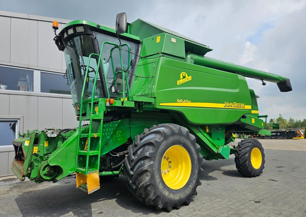 John Deere Wts 9640 HillMaster II - Moissonneuse-batteuse: photos 1 John Deere Wts 9640 HillMaster II - Moissonneuse-batteuse: photos 1