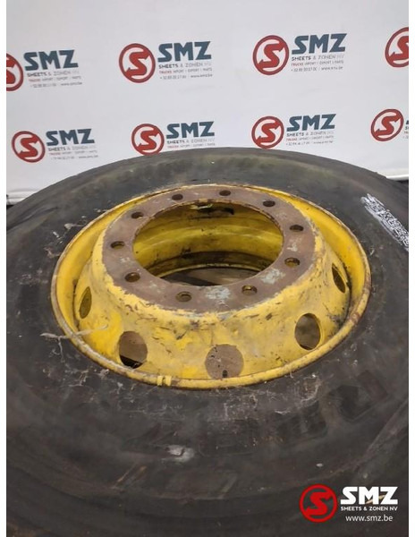 Bridgestone Occ vrachtwagenband Bridgestone 12R22.5 - Pneu pour Camion: photos 4 Bridgestone Occ vrachtwagenband Bridgestone 12R22.5 - Pneu pour Camion: photos 4