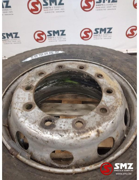 Bridgestone Occ vrachtwagenband Bridgestone 12R22.5 - Pneu pour Camion: photos 2 Bridgestone Occ vrachtwagenband Bridgestone 12R22.5 - Pneu pour Camion: photos 2