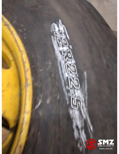 Bridgestone Occ vrachtwagenband Bridgestone 12R22.5 - Pneu pour Camion: photos 3 Bridgestone Occ vrachtwagenband Bridgestone 12R22.5 - Pneu pour Camion: photos 3