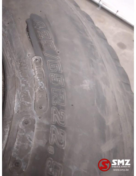 Bridgestone Occ vrachtwagenband Bridgestone R164 425/65R22.5 - Pneu pour Camion: photos 4 Bridgestone Occ vrachtwagenband Bridgestone R164 425/65R22.5 - Pneu pour Camion: photos 4