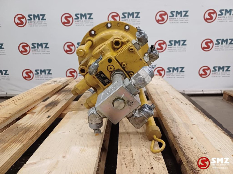 Caterpillar Hydraulic swing drive Caterpillar - Moteur hydraulique pour Matériel de manutention: photos 4 Caterpillar Hydraulic swing drive Caterpillar - Moteur hydraulique pour Matériel de manutention: photos 4
