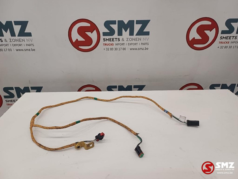 Caterpillar Wire harness Caterpillar - Câble/ Fil pour Matériel de manutention: photos 1 Caterpillar Wire harness Caterpillar - Câble/ Fil pour Matériel de manutention: photos 1