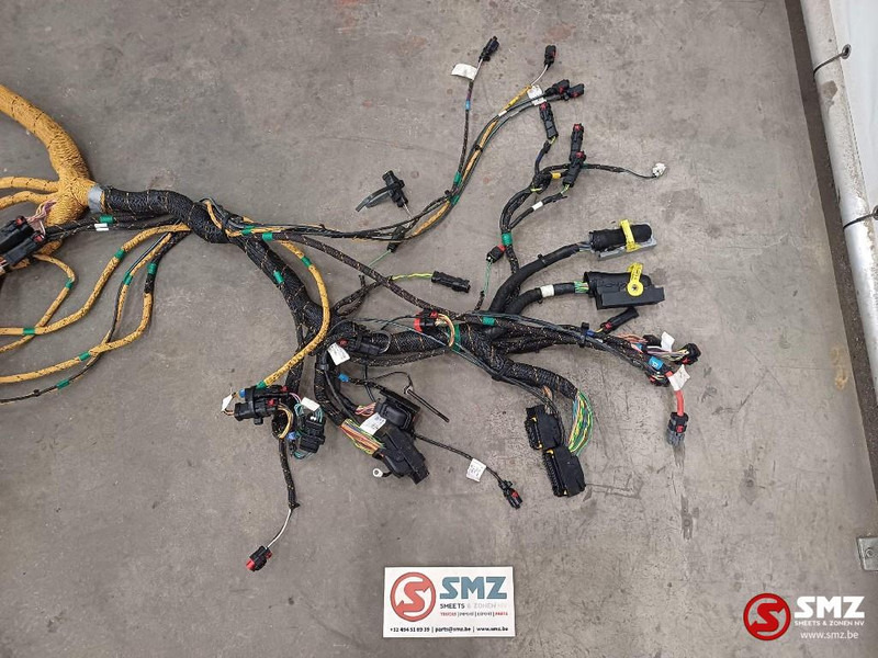Caterpillar Wiring harness chassis Caterpillar - Câble/ Fil pour Matériel de manutention: photos 5 Caterpillar Wiring harness chassis Caterpillar - Câble/ Fil pour Matériel de manutention: photos 5