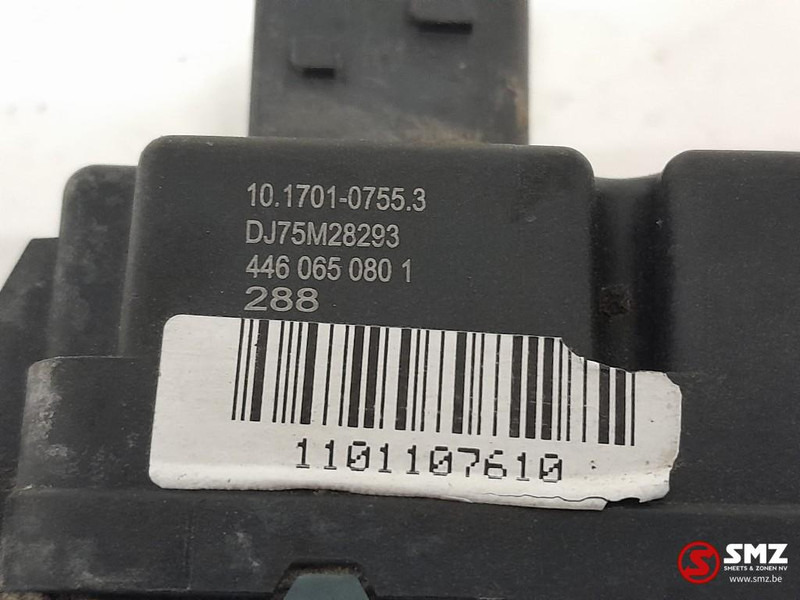 DAF Occ ECU ESC regeleenheid DAF - Bloc de gestion pour Camion: photos 5 DAF Occ ECU ESC regeleenheid DAF - Bloc de gestion pour Camion: photos 5