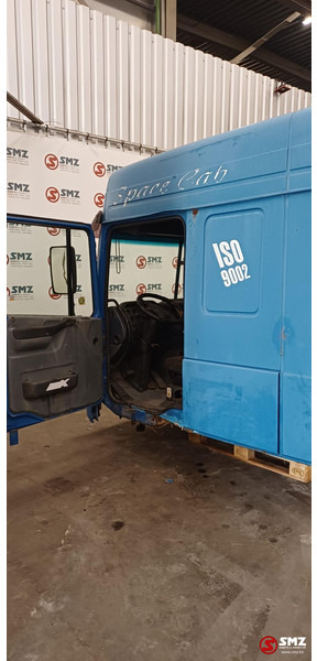 DAF Occ cabine DAF 95 XF - Cabine et intérieur pour Camion: photos 4 DAF Occ cabine DAF 95 XF - Cabine et intérieur pour Camion: photos 4