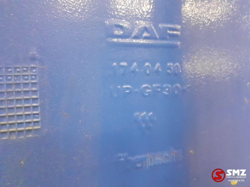 DAF Occ cabinespoiler rechts DAF - Aérodynamique/ Spoilers pour Camion: photos 3 DAF Occ cabinespoiler rechts DAF - Aérodynamique/ Spoilers pour Camion: photos 3