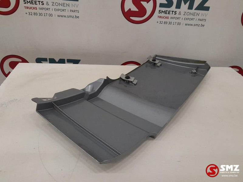 DAF Occ cabinezijspoiler linksboven DAF - Aérodynamique/ Spoilers pour Camion: photos 5 DAF Occ cabinezijspoiler linksboven DAF - Aérodynamique/ Spoilers pour Camion: photos 5
