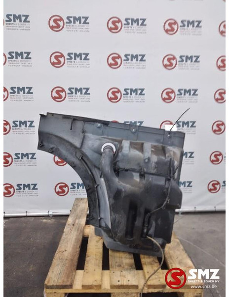 DAF Occ opstapbak links DAF XF95 1656923 - Cabine et intérieur pour Camion: photos 2 DAF Occ opstapbak links DAF XF95 1656923 - Cabine et intérieur pour Camion: photos 2