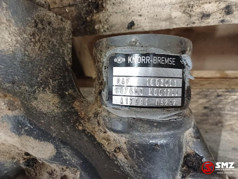 DAF Occ remklauw DAF - Étrier de frein pour Camion: photos 5 DAF Occ remklauw DAF - Étrier de frein pour Camion: photos 5
