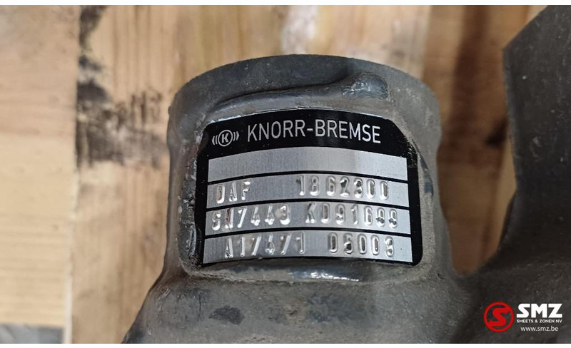 DAF Occ remklauw DAF - Étrier de frein pour Camion: photos 5 DAF Occ remklauw DAF - Étrier de frein pour Camion: photos 5