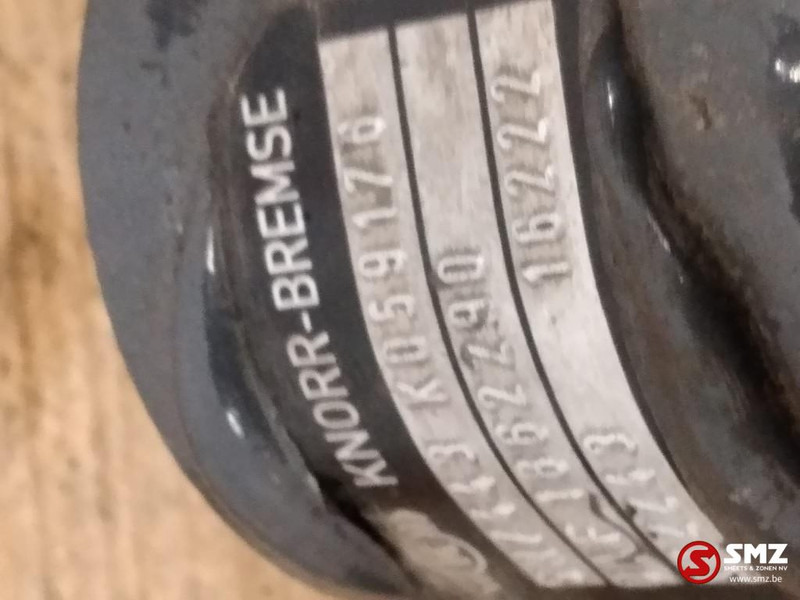 DAF Occ remklauw rechtsvoor DAF - Étrier de frein pour Camion: photos 4 DAF Occ remklauw rechtsvoor DAF - Étrier de frein pour Camion: photos 4