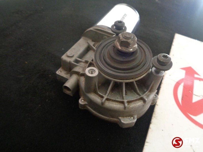 DAF Occ ruitenwissermotor DAF XF CF - Essuie-glace pour Camion: photos 3 DAF Occ ruitenwissermotor DAF XF CF - Essuie-glace pour Camion: photos 3