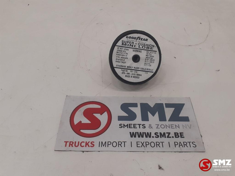 Diversen Goodyear super cushion mini lobe - Sellette d'attelage pour Camion: photos 1 Diversen Goodyear super cushion mini lobe - Sellette d'attelage pour Camion: photos 1