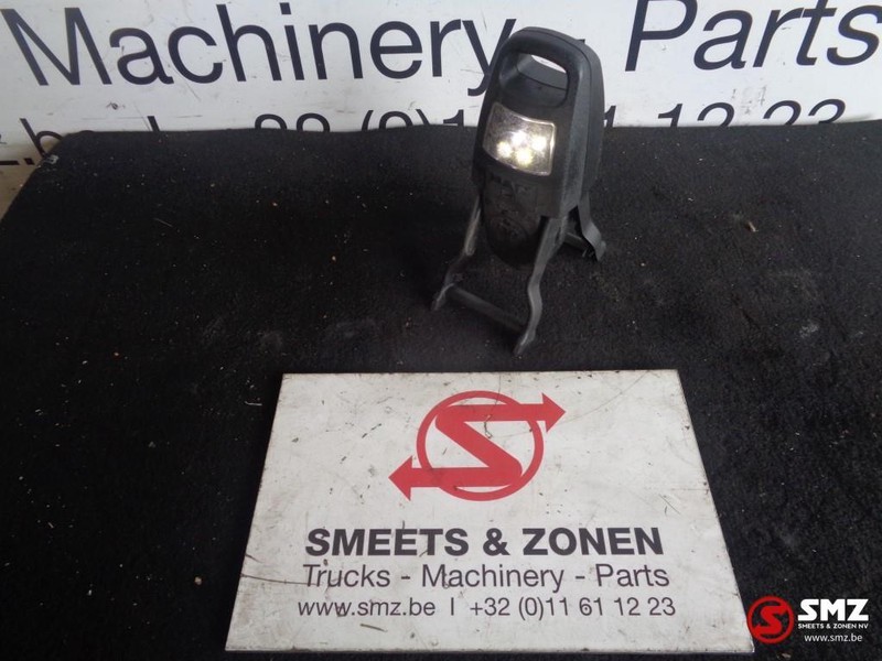 Diversen Occ draag lamp gele flits witte lamp - Lumière/ Éclairage pour Camion: photos 2 Diversen Occ draag lamp gele flits witte lamp - Lumière/ Éclairage pour Camion: photos 2