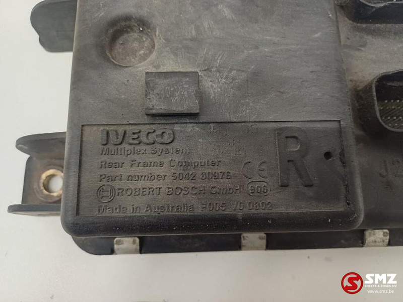 Iveco Occ ECU Rear frame computer regeleenheid Iveco - Bloc de gestion pour Camion: photos 3 Iveco Occ ECU Rear frame computer regeleenheid Iveco - Bloc de gestion pour Camion: photos 3