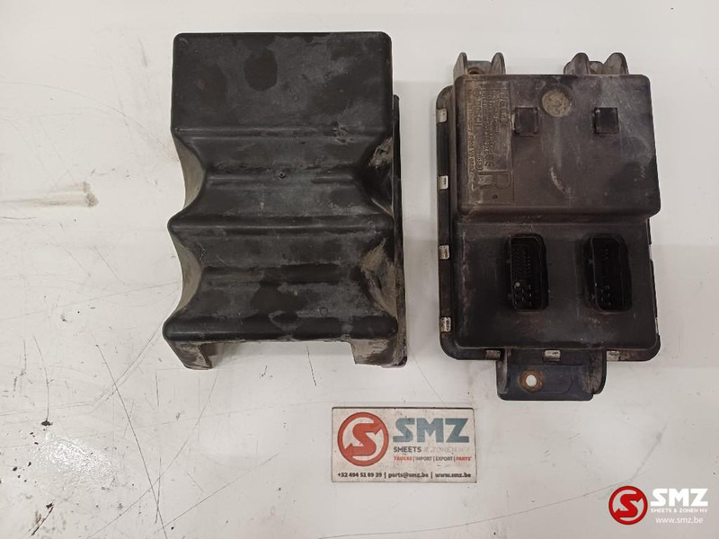 Iveco Occ ECU rear frame regeleenheid Iveco - Bloc de gestion pour Camion: photos 1 Iveco Occ ECU rear frame regeleenheid Iveco - Bloc de gestion pour Camion: photos 1