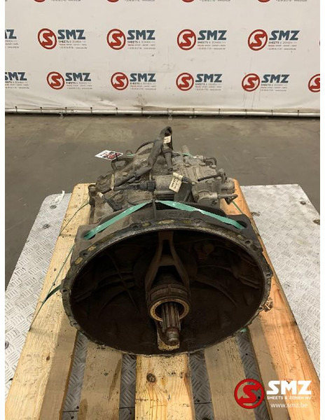 Iveco Occ Versnellingsbak Iveco 6AS700TO - Boîte de vitesse pour Camion: photos 2 Iveco Occ Versnellingsbak Iveco 6AS700TO - Boîte de vitesse pour Camion: photos 2