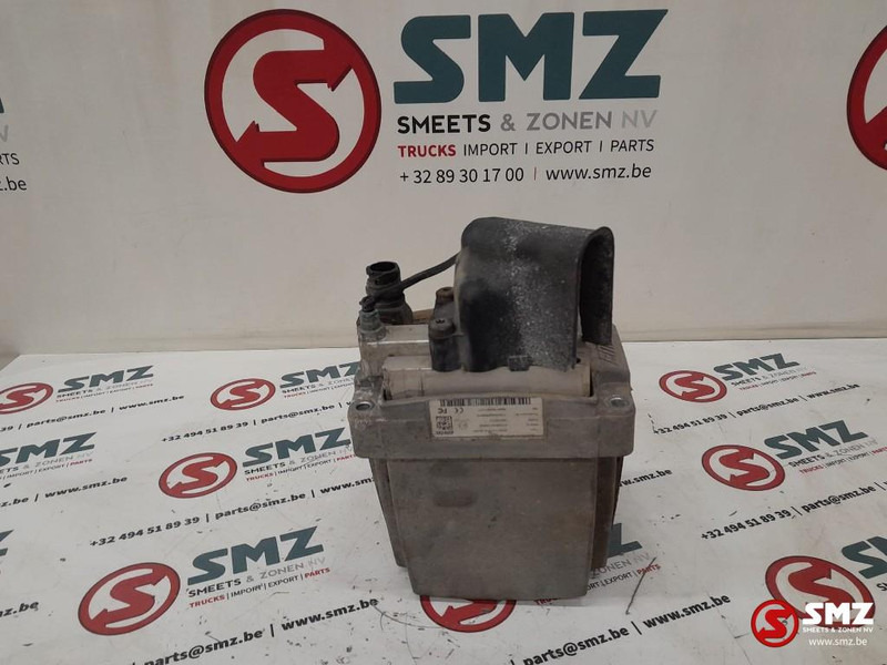 MAN Occ AdBluepomp MAN - Préparation du carburant pour Camion: photos 1 MAN Occ AdBluepomp MAN - Préparation du carburant pour Camion: photos 1