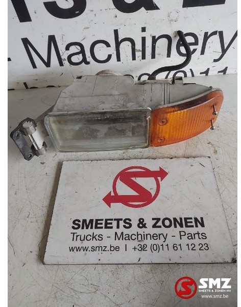 MAN Occ Mistlicht rechts MAN TGA - Feu anti-brouillard pour Camion: photos 1 MAN Occ Mistlicht rechts MAN TGA - Feu anti-brouillard pour Camion: photos 1