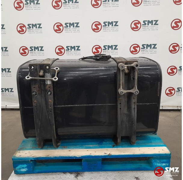 MAN Occ brandstoftank 400L + brandstofniveausensor + s - Réservoir de carburant pour Camion: photos 2 MAN Occ brandstoftank 400L + brandstofniveausensor + s - Réservoir de carburant pour Camion: photos 2