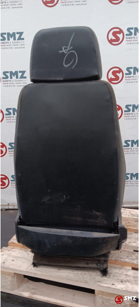 MAN Occ passagiersstoel MAN - Cabine et intérieur pour Camion: photos 2 MAN Occ passagiersstoel MAN - Cabine et intérieur pour Camion: photos 2