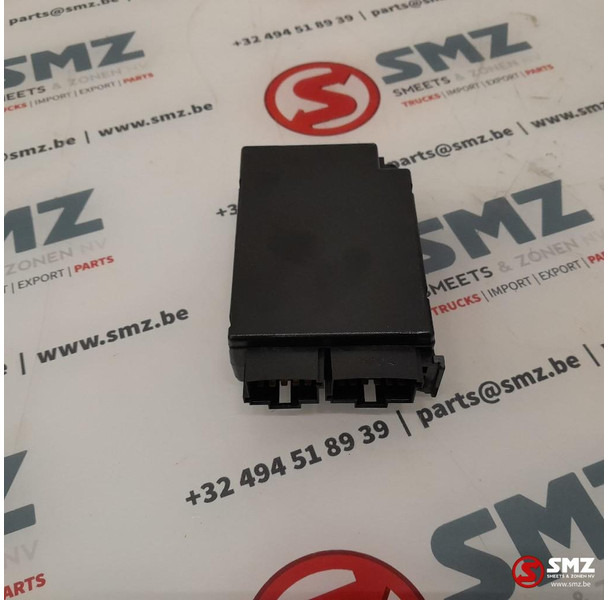 Mercedes-Benz Occ ECU Video Radar Decision Unit regeleenheid Mer - Bloc de gestion pour Camion: photos 4 Mercedes-Benz Occ ECU Video Radar Decision Unit regeleenheid Mer - Bloc de gestion pour Camion: photos 4