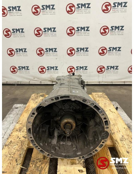 Mercedes-Benz Occ Versnellingsbak Mercedes 711.680 - Boîte de vitesse pour Voiture: photos 2 Mercedes-Benz Occ Versnellingsbak Mercedes 711.680 - Boîte de vitesse pour Voiture: photos 2