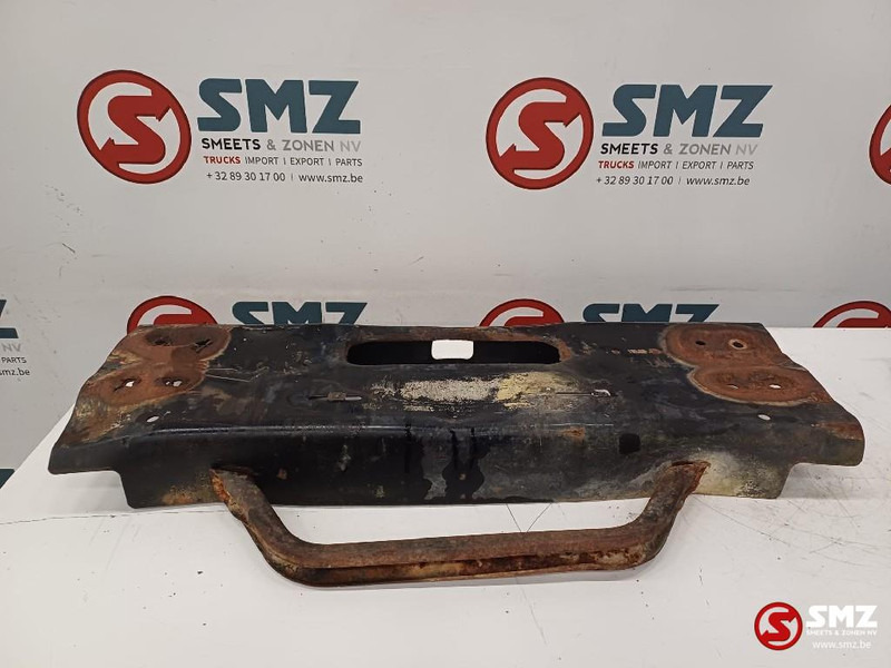 Mercedes-Benz Occ bumper middenstuk Mercedes - Pare-chocs pour Camion: photos 1 Mercedes-Benz Occ bumper middenstuk Mercedes - Pare-chocs pour Camion: photos 1